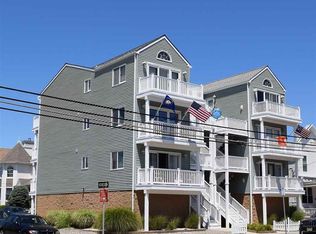 101 47th St APT 3, Sea Isle City, NJ 08243