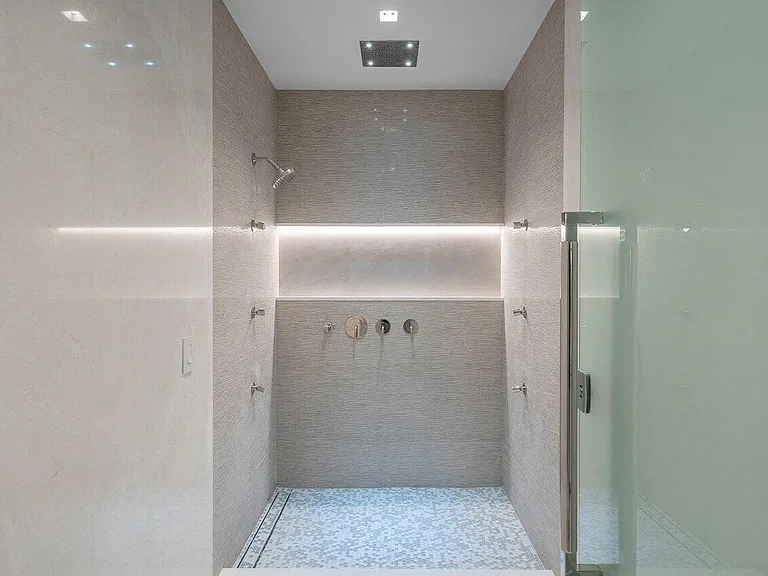 200 SE Mizner Blvd #211 — Photo 47