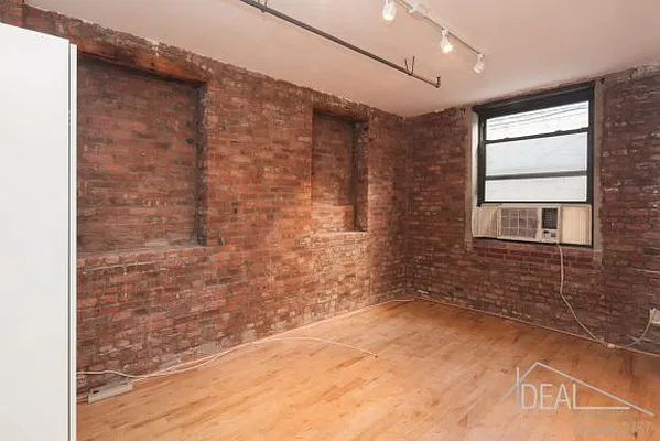 Rented by Ideal Properties Group | media 30