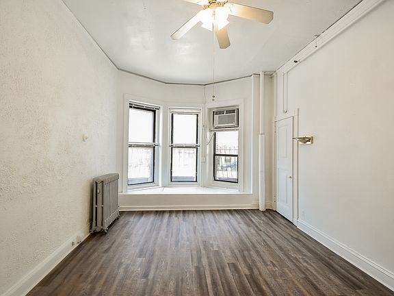 3rd image of 91-93 Westland Ave #108