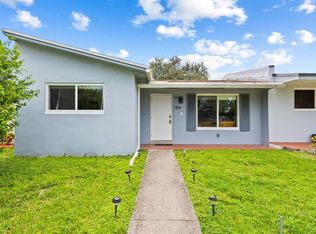 824 N Golf Drive, Hollywood, FL 33021