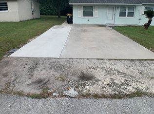 511 Park Dr, Orange City, FL 32763