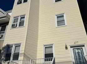 407 Kennedy Blvd