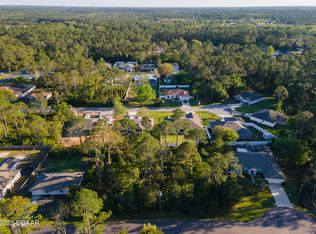 9 Sleigh Bell Pl, Palm Coast, FL 32164