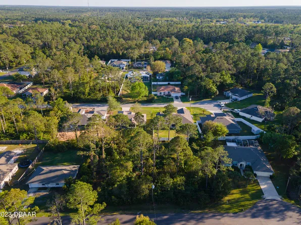 9 Sleigh Bell Pl, Palm Coast, FL 32164