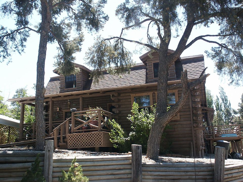 Wonderful Log home