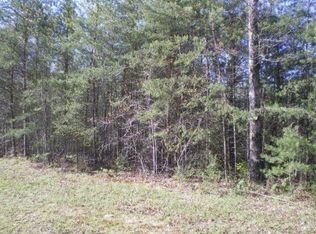 Collins Tpke, Deer Lodge, TN 37726