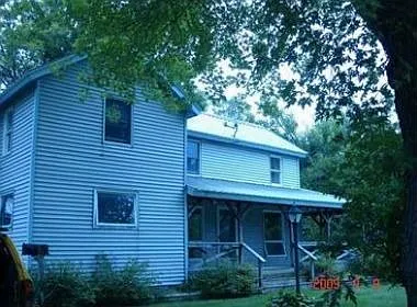 722 S Montgomery St photo 1