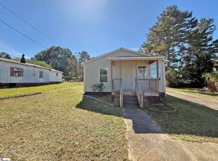 236 Blakelyville Rd, Clinton, SC 29325