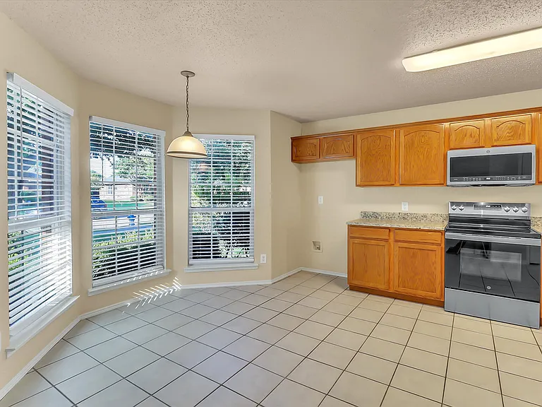 4154 Parterre Dr — Photo 11