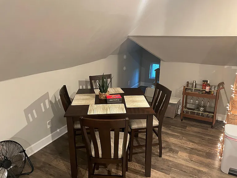 3rd floor dining area