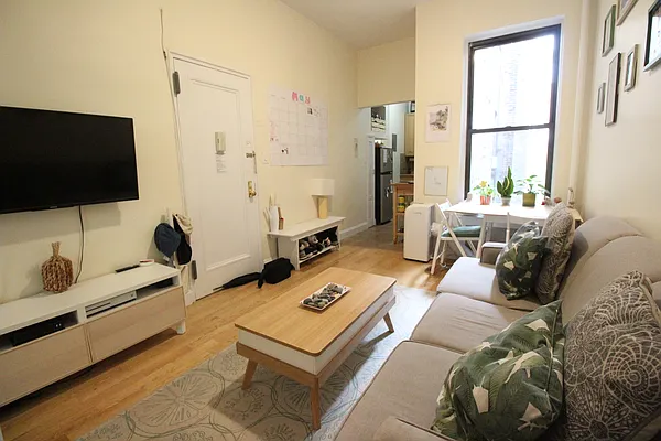 Rented by Luxor Homes & Investment Realty | media 3