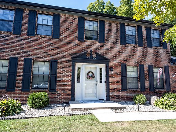 3rd image of 7822 Geist Bluff Dr