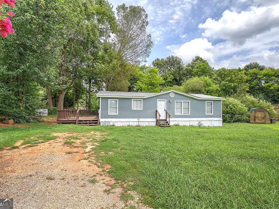 1st image of 154 Fields Walk