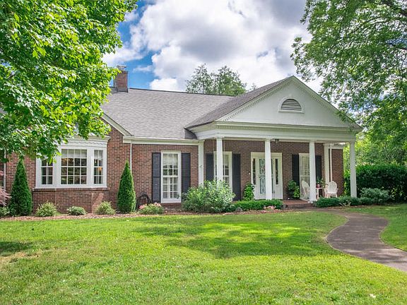 2nd image of 205 Hilldale Dr