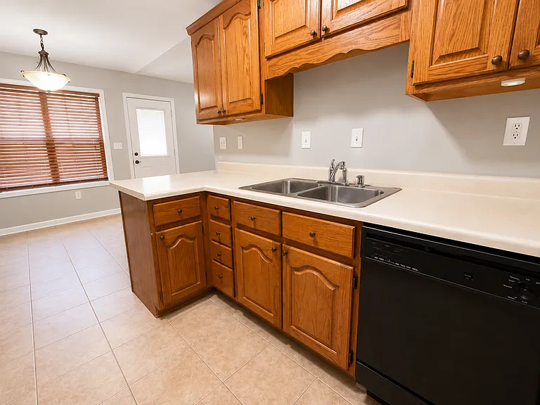 5502 Caribbean Pl — Photo 8