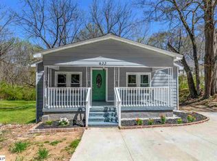433 River St, Laurens, SC 29360