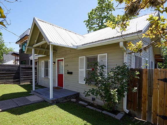 3rd image of 2119 Brackenridge St