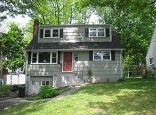 105 Jennings Ln, North Plainfield, NJ 07060