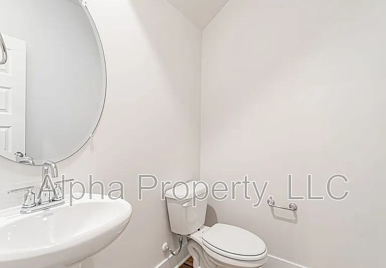 206 Round Back Way — Photo 8