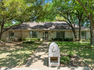 1509 Oak Hollow Dr, Woodway, TX 76712
