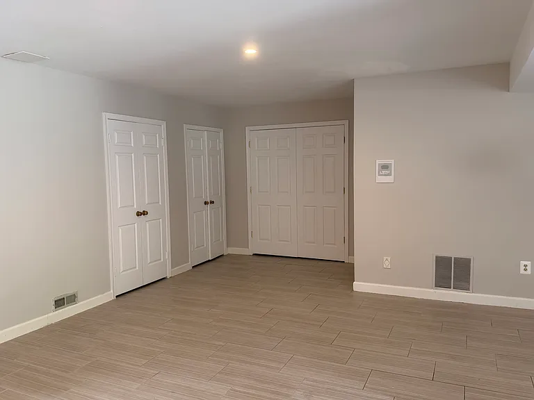 Barn Ridge Dr — Photo 4