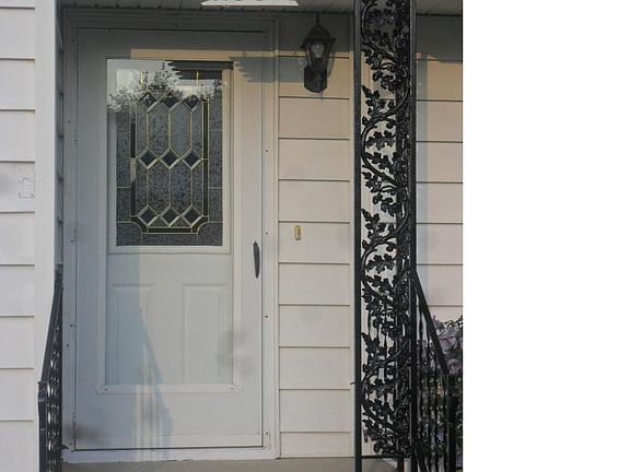 2nd image of 258 Wayne St #1