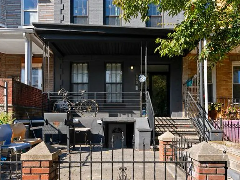 370 E 32nd St #1 — Photo 1