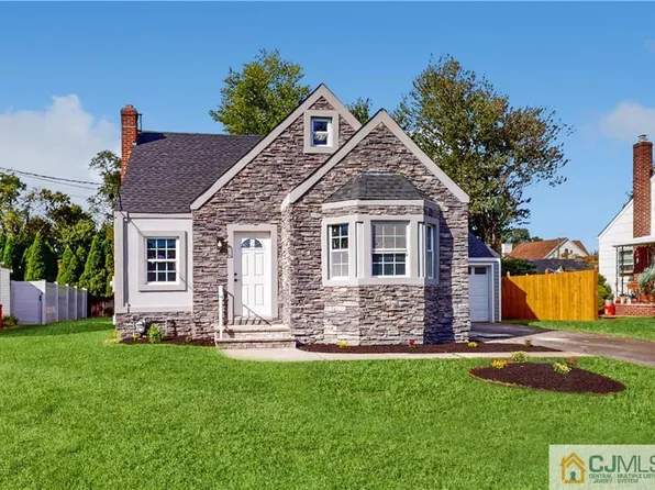 546 Melrose Ave, South Plainfield, NJ 07080