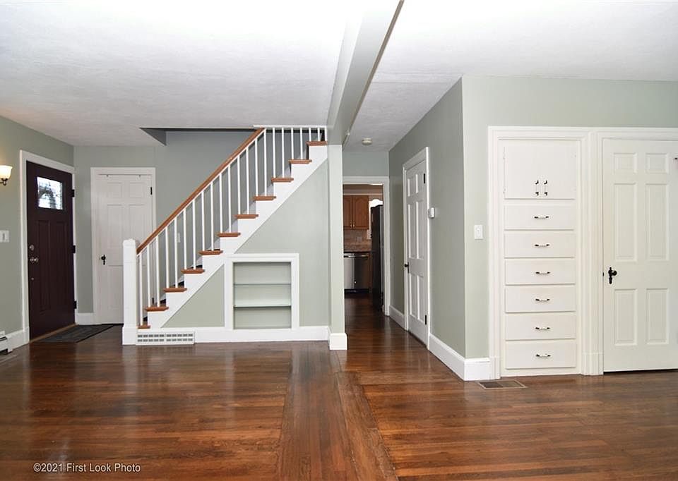 249 Tennyson Rd, Warwick, RI 02888 Zillow