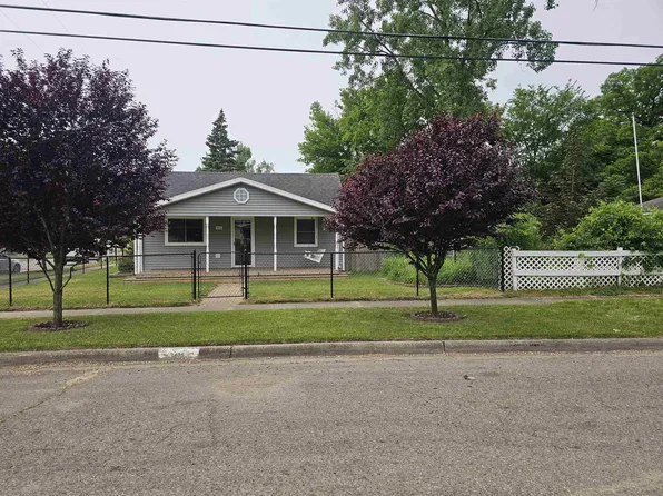 1436 Webber Ave, Burton, MI 48529
