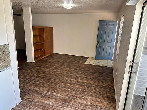 3rd image of 1932 E Lindsey St APT 210