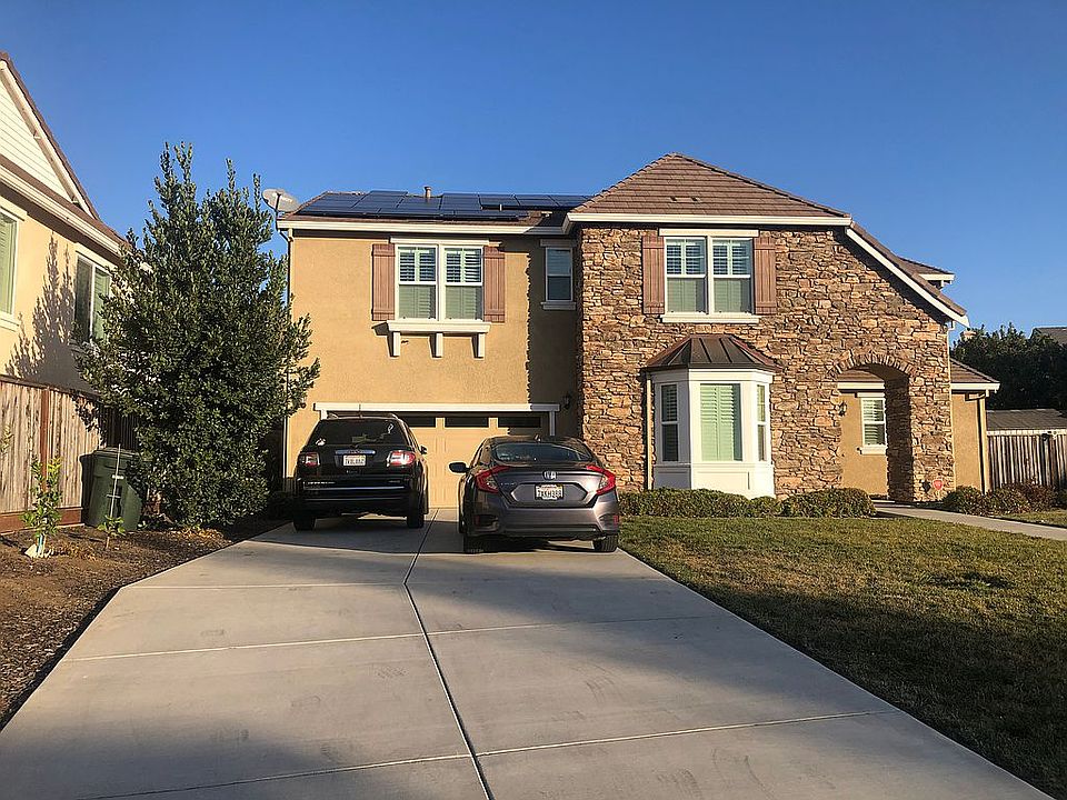 1st image of 7 Selvino Ct