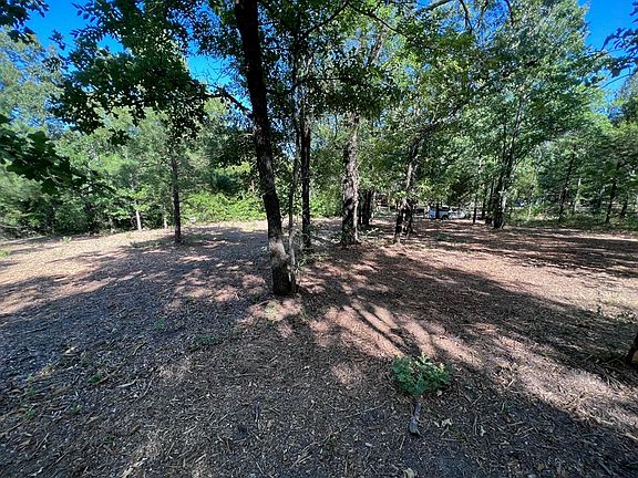 2nd image of 165 Vista Dr