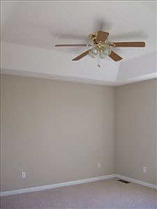 4th image of 127 Rolling Meadows Dr