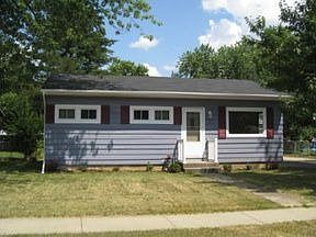 3rd image of 7705 Scott Ln