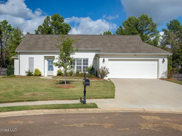 122 Hampton Rdg, Madison, MS 39110