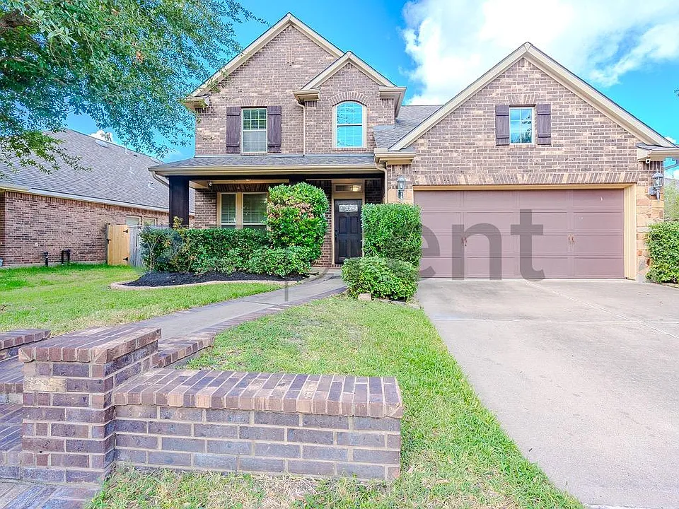 18227 E Willow Oak Bend Dr