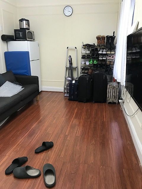 1st image of 2352 33rd St APT 1A