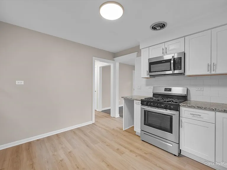 23776 N Overhill Dr — Photo 7