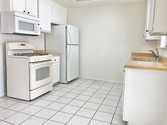 5th image of 69375 McCallum Way