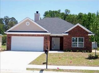 104 Fontenot Dr, Savannah, GA 31405