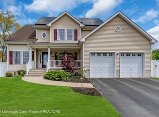 1584 Green Grove Rd, Brick, NJ 08724