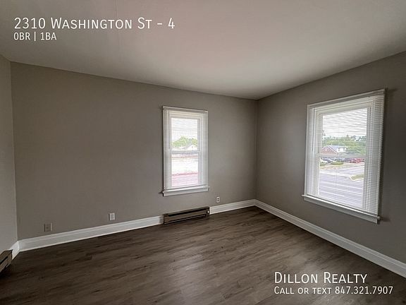 3rd image of 2310 Washington St #4