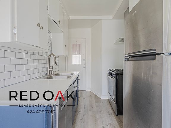 2nd image of 5134-5180 Clinton St #5168.2