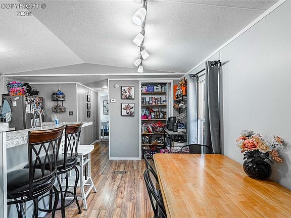 4th image of 2795 Elizabeth St #51