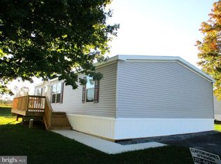 104 White Tail Ln, Windsor, PA 17366