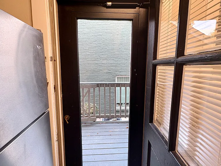 1115 Ray Ave — Photo 16
