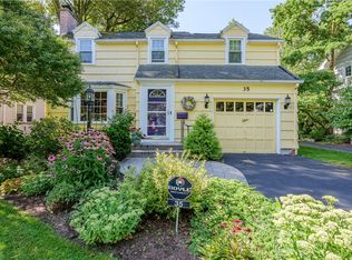35 Antlers Dr, Rochester, NY 14618