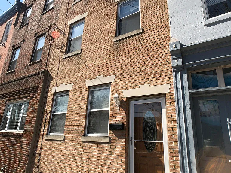1222 S 11th St — Photo 3